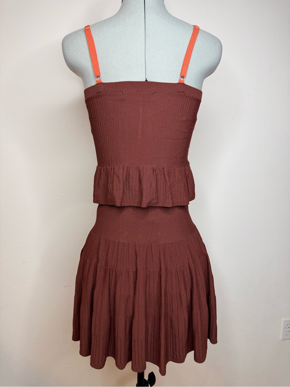 Eva Franco Ribbed Knit 2PC Skirt Set S Ruffled - Picture 4 of 10